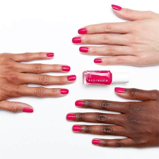 hands in the air-expressie-quick dry-04-Essie